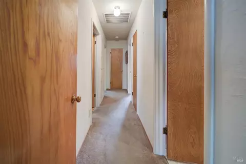 Entry Way - 818 Ashwood Ave, Vallejo, CA 94591 photo 2 of 2