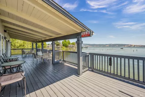 1633 Montana Vista St, Lakeport, CA 95453