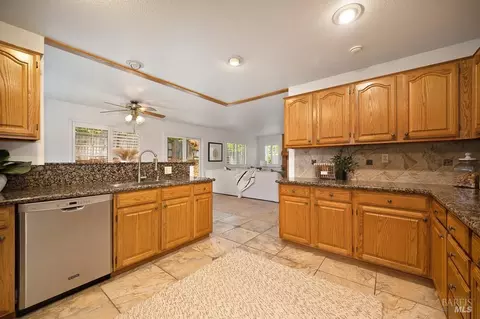 2222 Silver Fox Cir, Fairfield, CA 94534 photo 13
