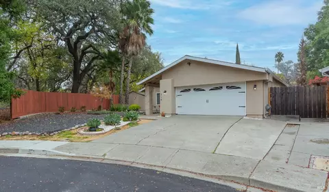 218 San Vicente Ct, Vacaville, CA 95687