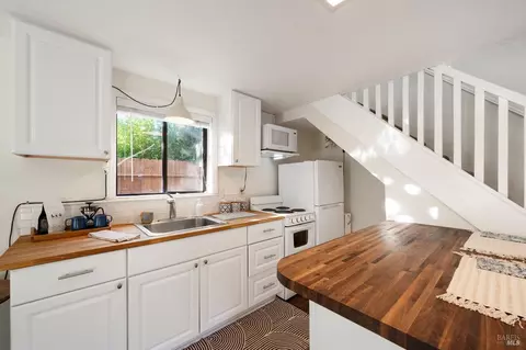 Kitchen - 1612 Spruce St, Napa, CA 94559 photo 5 of 6