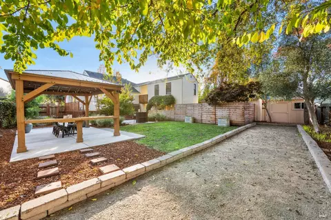 Exterior - 1612 Spruce St, Napa, CA 94559 photo 16 of 22