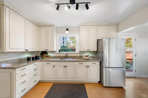 Kitchen - 1612 Spruce St, Napa, CA 94559 photo 1 of 6