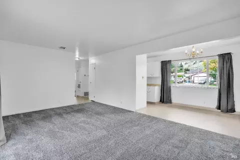 Living - 301 Markham Ave, Vacaville, CA 95688 photo 1 of 2