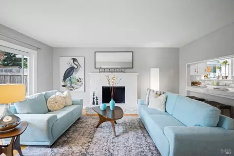 2535 Patricia Dr, Napa, CA 94558