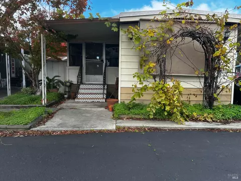 30 Coco Ct, Vallejo, CA 94590