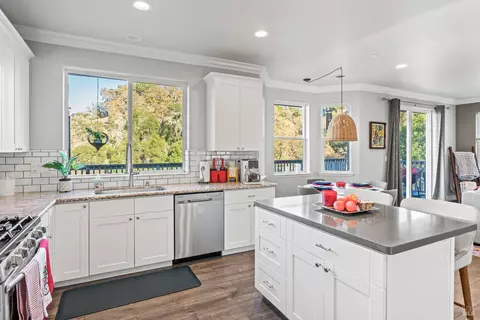 531 Tehuacan Rd, Ukiah, CA 95482 photo 4