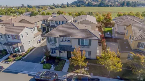 View/Area - 401 Brevard Ct, Fairfield, CA 94534 photo 4 of 9