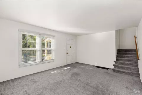 104 Hermosa Ave, Vallejo, CA 94589 photo 5