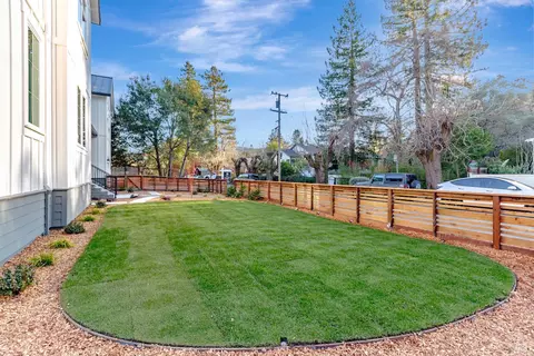 22 Cedar Ave, Kentfield, CA 94904 photo 3