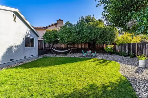 Exterior - 125 Easson Ct, Vallejo, CA 94591 photo 8 of 18