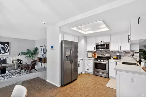 Kitchen - 125 Easson Ct, Vallejo, CA 94591 photo 1 of 5