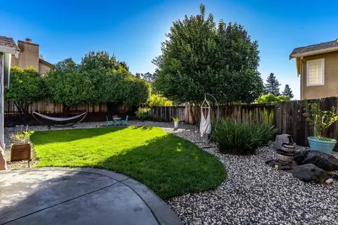 Exterior - 125 Easson Ct, Vallejo, CA 94591 photo 7 of 18