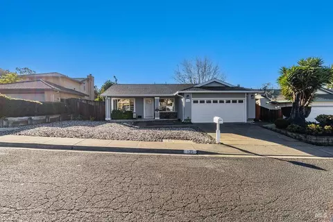 Exterior - 125 Easson Ct, Vallejo, CA 94591 photo 12 of 18