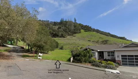 840 Vaughn Ct, Santa Rosa, CA 95409