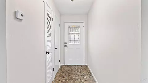 Entry Way - 420 Mckenzie Dr, Dixon, CA 95620 photo 1 of 1