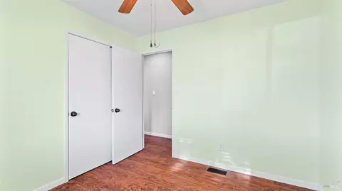 Bedroom - 420 Mckenzie Dr, Dixon, CA 95620 photo 1 of 4