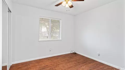 Bedroom - 420 Mckenzie Dr, Dixon, CA 95620 photo 2 of 4