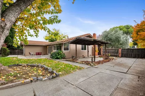 654 Corte Seville, Vacaville, CA 95688 photo 40