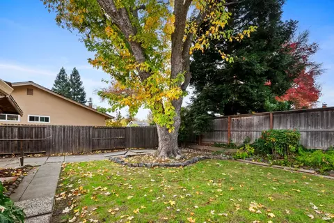654 Corte Seville, Vacaville, CA 95688 photo 39