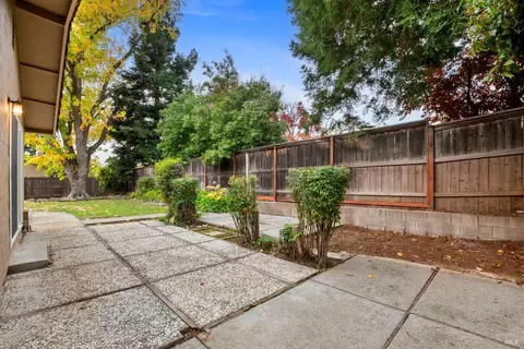 654 Corte Seville, Vacaville, CA 95688 photo 38