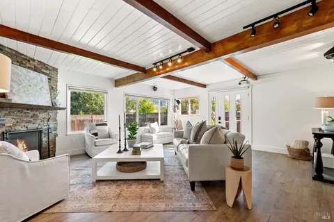 Living - 2159 Penny Ln, Napa, CA 94559 photo 1 of 9