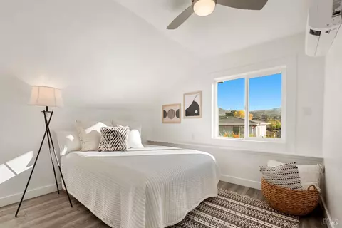 Bedroom - 2159 Penny Ln, Napa, CA 94559 photo 8 of 12