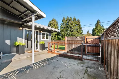 Exterior - 2159 Penny Ln, Napa, CA 94559 photo 3 of 13