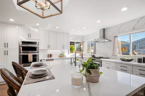 Kitchen - 2159 Penny Ln, Napa, CA 94559 photo 5 of 7