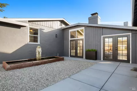 Exterior - 2159 Penny Ln, Napa, CA 94559 photo 10 of 13