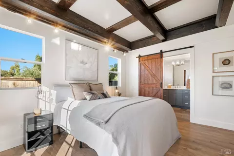 Bedroom - 2159 Penny Ln, Napa, CA 94559 photo 7 of 12