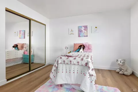 Bedroom - 729 Brookside Dr, Vacaville, CA 95688 photo 4 of 4