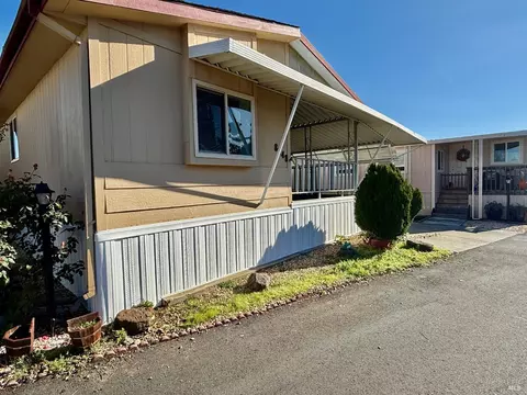 8148 D St, Windsor, CA 95492 photo 3