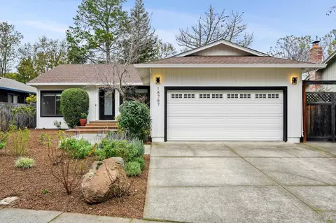 18787 Gillman Dr, Sonoma, CA 95476