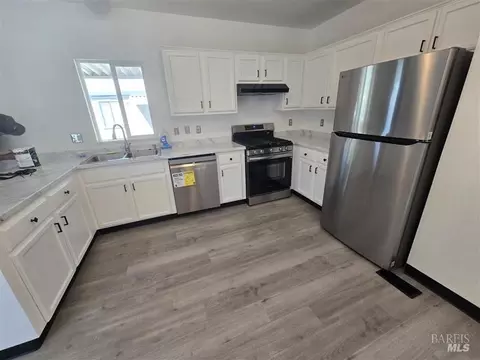 35 Sunset Dr #35, Vacaville, CA 95687