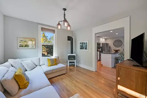 Living - 610 E St, Petaluma, CA 94952 photo 2 of 3