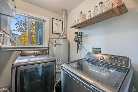 Other - 610 E St, Petaluma, CA 94952 photo 5 of 7