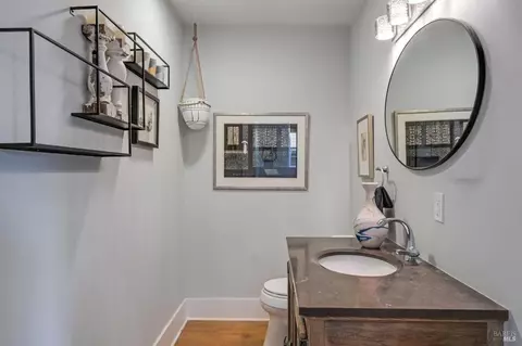 Bath - 610 E St, Petaluma, CA 94952 photo 1 of 3