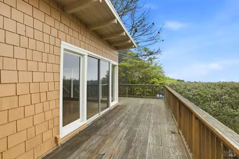 Exterior - 89 Monte Mar Dr, Sausalito, CA 94965 photo 3 of 6