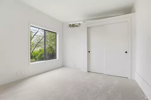 Bedroom - 89 Monte Mar Dr, Sausalito, CA 94965 photo 3 of 8