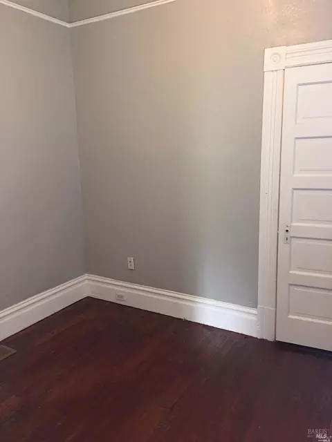 918 Alameda St, Vallejo, CA 94590 photo 6