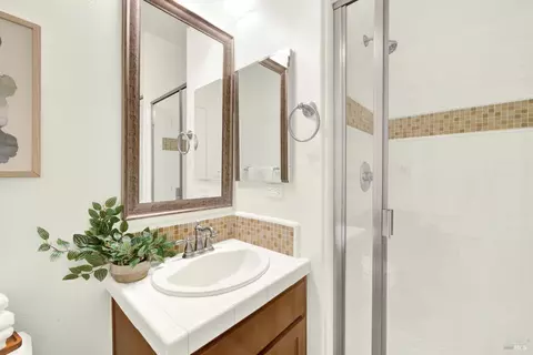 Bath - 3127 Olympic Rd, Fairfield, CA 94534 photo 1 of 6