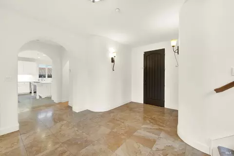 Entry Way - 3127 Olympic Rd, Fairfield, CA 94534 photo 2 of 3