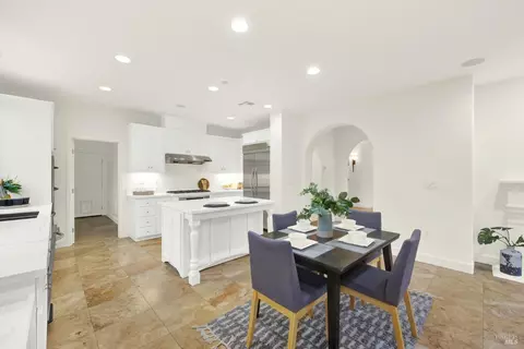 Dining - 3127 Olympic Rd, Fairfield, CA 94534 photo 4 of 4