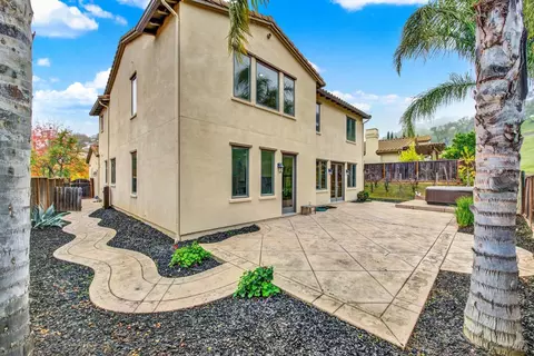 Exterior - 3127 Olympic Rd, Fairfield, CA 94534 photo 9 of 11