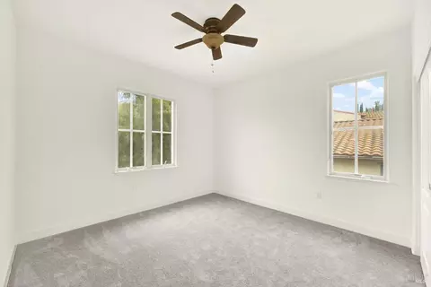 Bedroom - 3127 Olympic Rd, Fairfield, CA 94534 photo 4 of 7