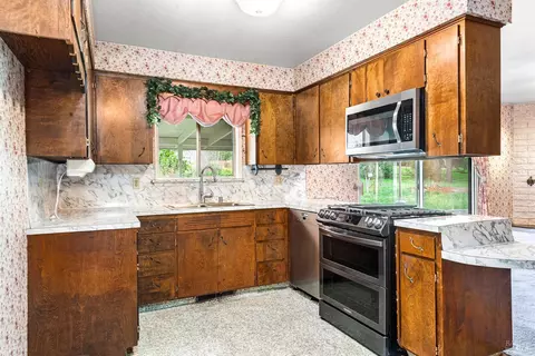 Kitchen - 506 La Tierra Dr, Angwin, CA 94508 photo 1 of 3