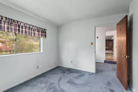 Bedroom - 506 La Tierra Dr, Angwin, CA 94508 photo 9 of 10