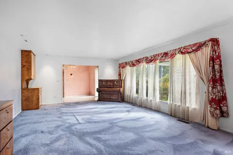 Living - 506 La Tierra Dr, Angwin, CA 94508 photo 2 of 6