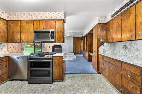Kitchen - 506 La Tierra Dr, Angwin, CA 94508 photo 3 of 3